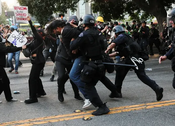 Front lines of Fascism - Los Angeles